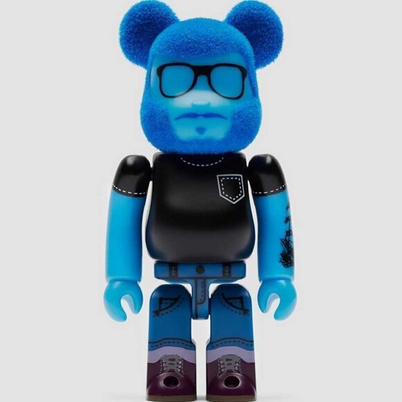 DR. MARTENS BE@RBRICK COLLECTIBLE FIGURE - Picture 4 of 10